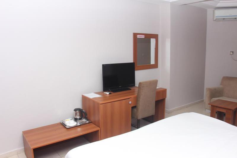 Grand Ibro Hotel Annex Ankuru المظهر الخارجي الصورة